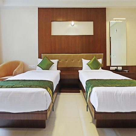 Treebo Akshaya Bull Temple Hotel Bangalore Exterior photo