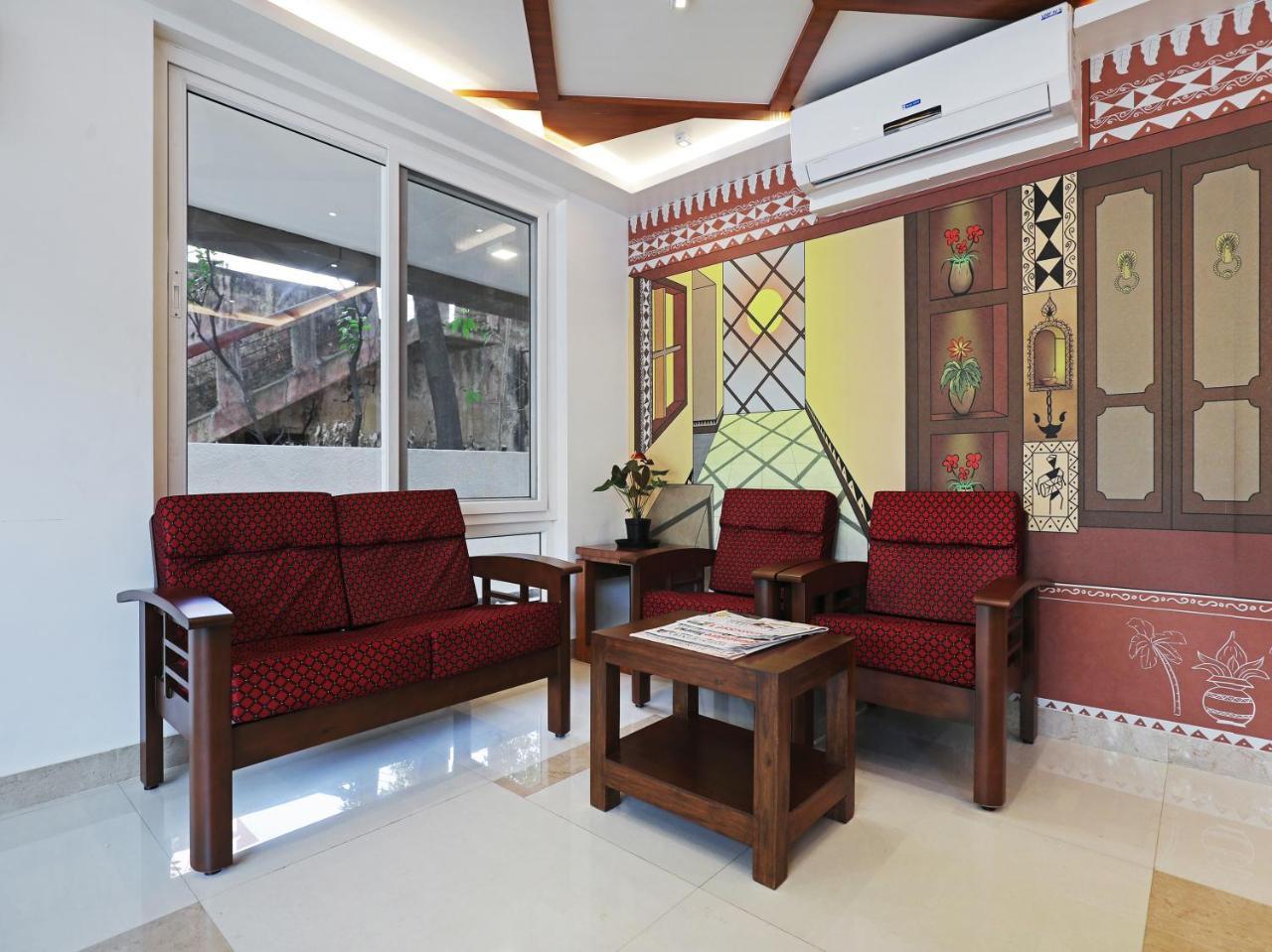 Treebo Akshaya Bull Temple Hotel Bangalore Exterior photo