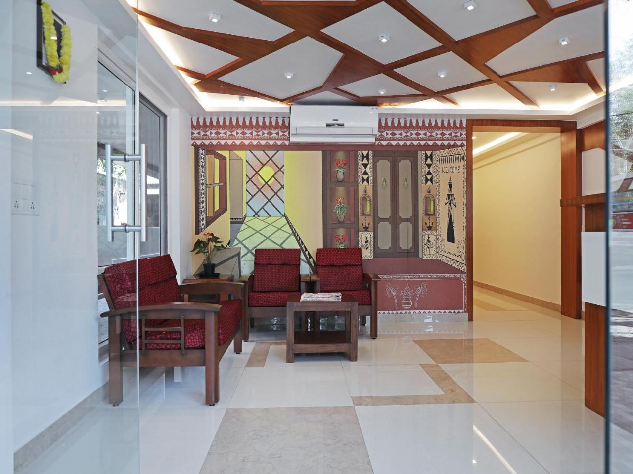 Treebo Akshaya Bull Temple Hotel Bangalore Exterior photo